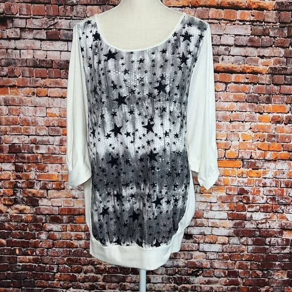 Torrid Dolman Sequined Star Top - Picture 1 of 5